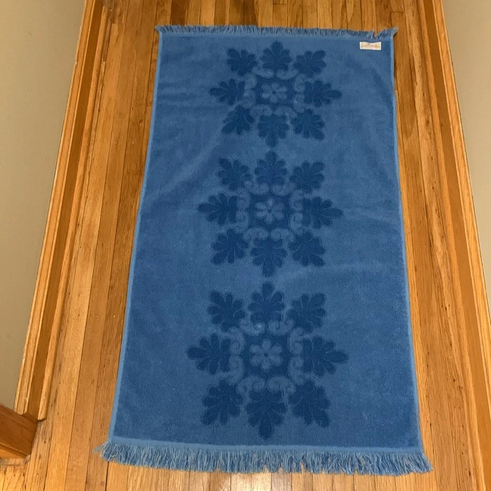 Vintage Cannon Royal Family Blue Floral Snowflake Cotton Bath Towel & Washcloth